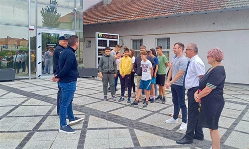 Pijane naočale i pokazna vježba hitne pomoći: U Otoku obilježen...