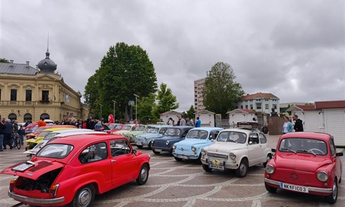 Više od 70 legendarnih automobila iz cijele Europe vratilo građane u...