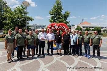 Vukovar zahvalio varaždinskim braniteljima: Već 21 godinu Dravom i Dunavom čuvaju uspomenu na zajedništvo i žrtvu