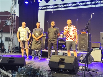 Koncert Miroslava Škore i javno gledanje utakmice