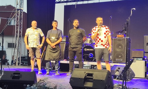 Koncert Miroslava Škore i javno gledanje utakmice