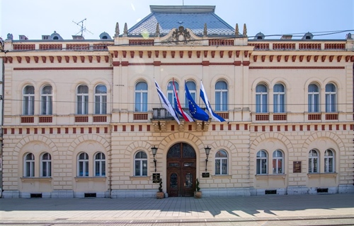 Osječko-baranjska županija objavila javne pozive vrijedne 745.000 eura