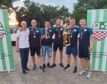 Boćari Mitnice su nakon prvenstva, osvojili i Kup
