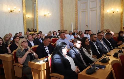 Manji trošak za putnike, potpora prijevoznicima