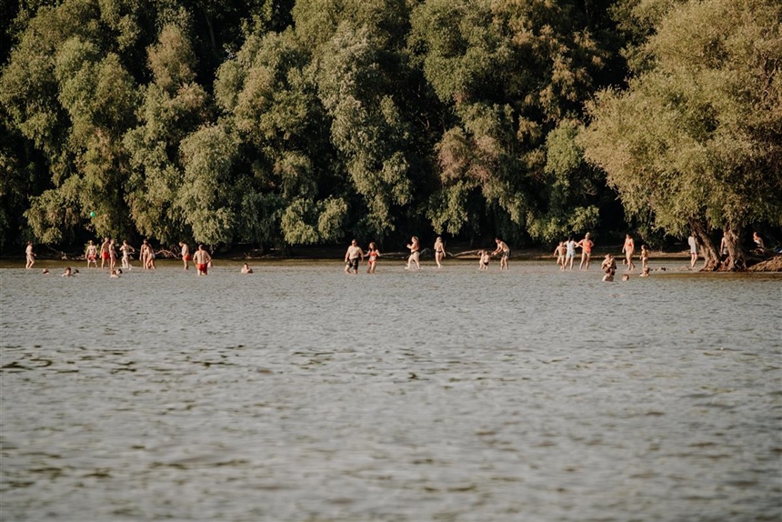 Vukovarska ada privlači stotine kupača dnevno: „Dolaze nam posjetitelji iz cijele Hrvatske i inozemstva“