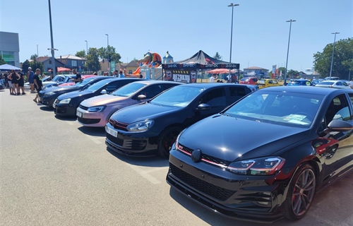 Vukovar Style Show okupio ljubitelje automobila iz Hrvatske i inozemstva