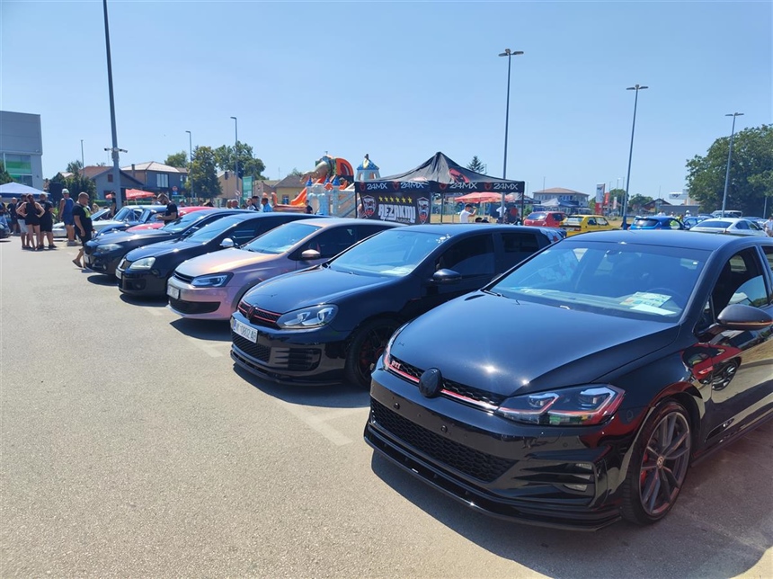 Vukovar Style Show okupio ljubitelje automobila iz Hrvatske i inozemstva