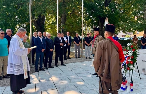 U Vinkovcima obilježen Dan pobjede i domovinske zahvalnosti te Dan...