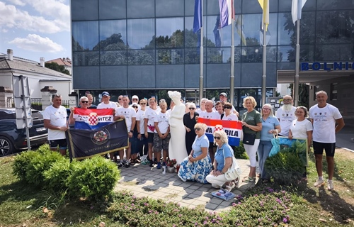 U Vukovar stigla 1. biciklistička karavana „U čast hrabrim braniteljicama“