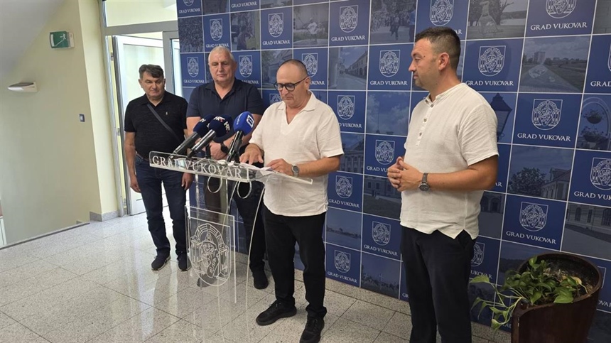 Branitelji iz Bosanske Posavine donirali 2.500 eura za izgradnju Stadiona 12 hrvatskih redarstvenika