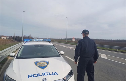 Četiri prometne nesreće u jednom danu: Četvero ozlijeđenih, policija...