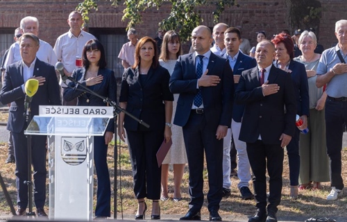 U Belišću otkrivena spomen-ploča poginulima u Domovinskom ratu