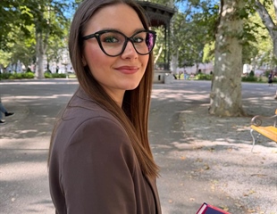 Od Facebook grupe do podcasta: Ella Hasel o ljubavi prema knjigama i...