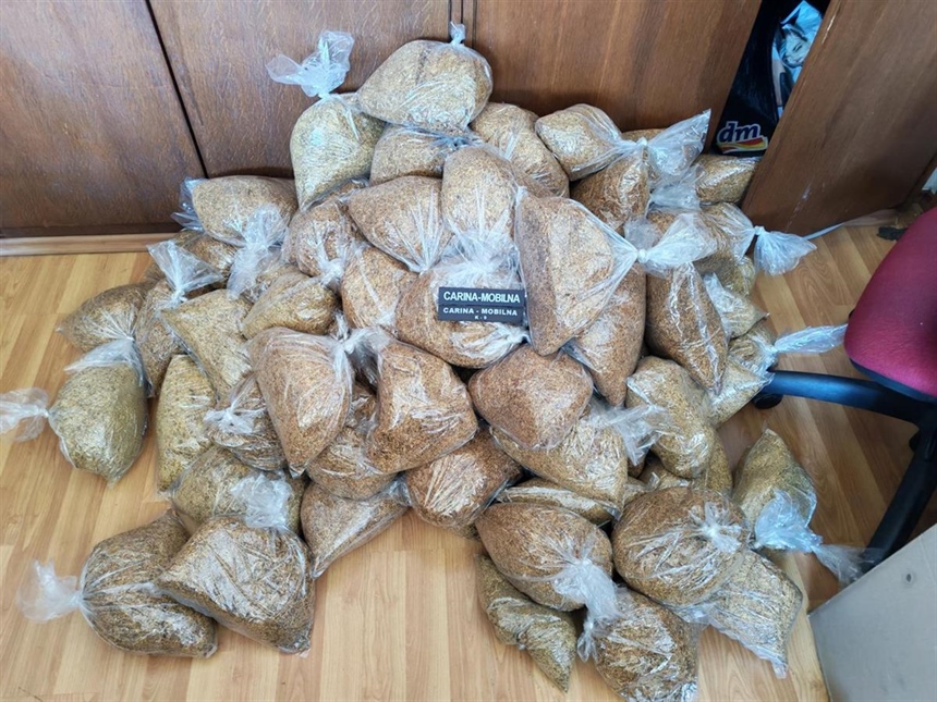 Kod osječke tržnice zaplijenjeno više od 48 kilograma duhana, muškarcu kazna od 12.600 eura