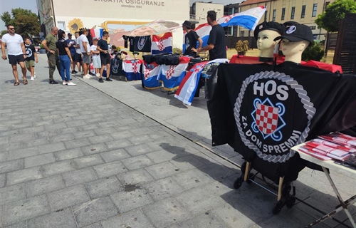 Policija na koncertu postupala prema 71 osobi