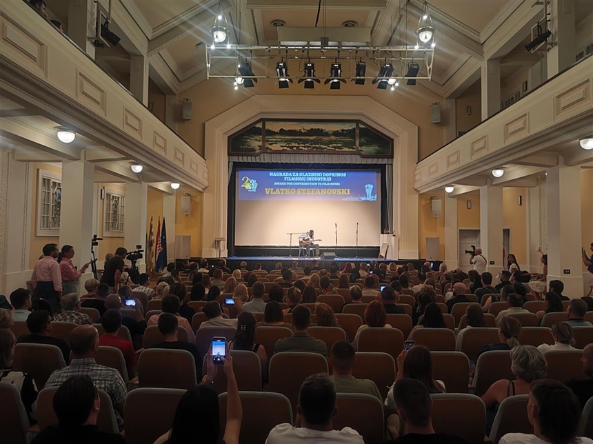 Zatvoren 20. Vukovar Film Festival: „Žuta kravata“ najbolji film, posebna priznanja Klariću i Stefanovskom