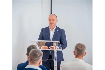 Šipić: U Hrvatskoj ove godine rođeno 924 djece više nego lani