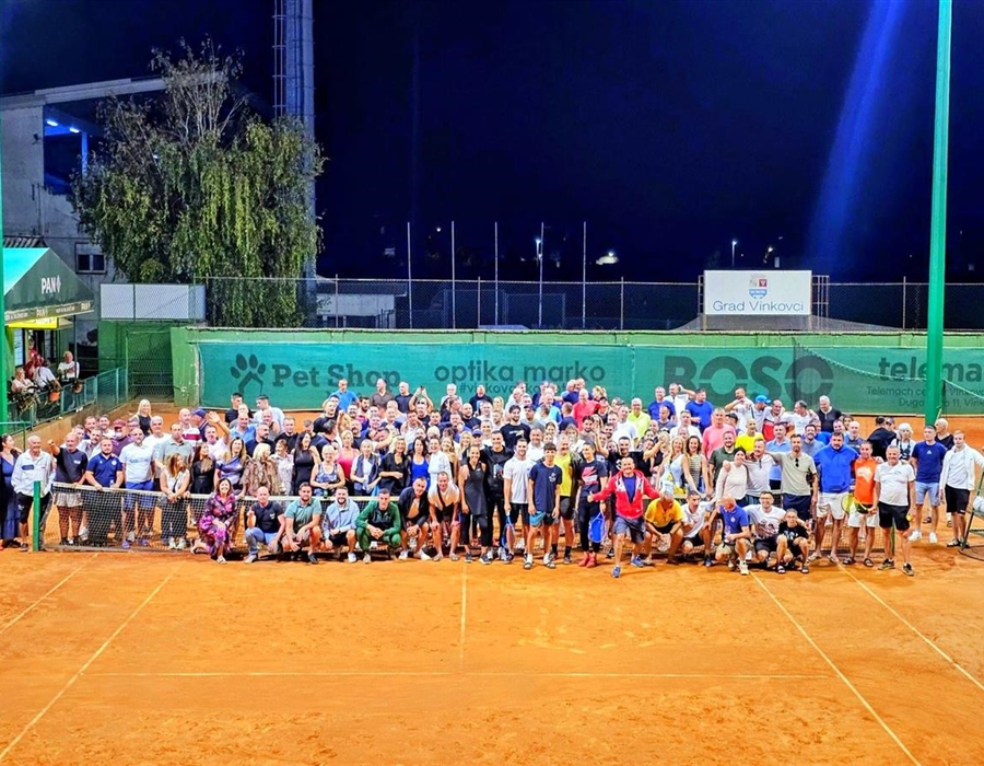 Više od 350 natjecatelja na Festivalu tenisa u Vinkovcima