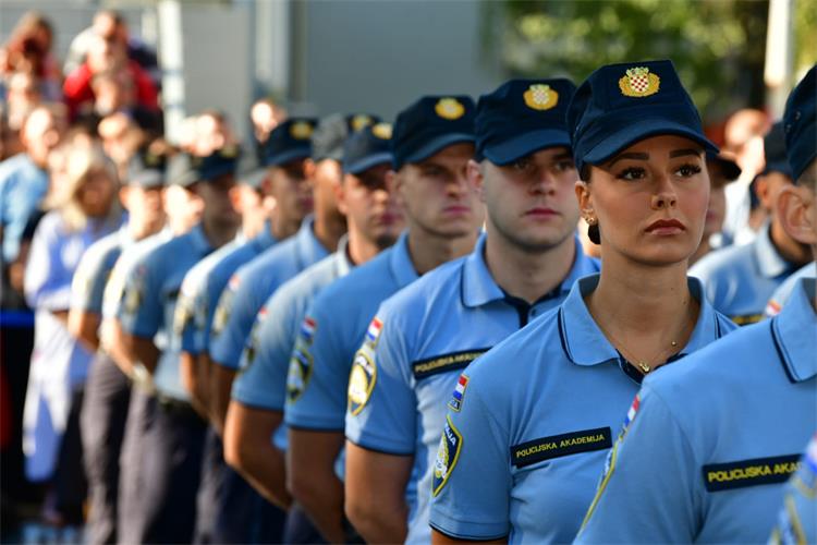 Prijave za policajca i policajku otvorene do 18. rujna