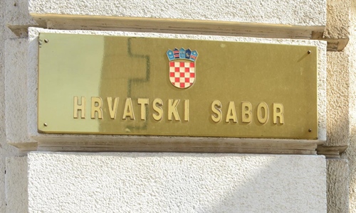 Profesori, znanstvenici i savjetnici u trajnom izboru moći će raditi do...