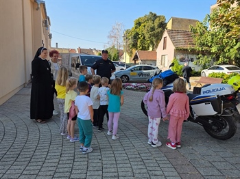 Vinkovačke jeseni: Sigurni u prometu, predavanje o demografiji, folklorna večer...