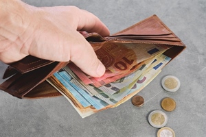 Mislila da ulaže u naftu, pa ostala bez ogromne svote novca