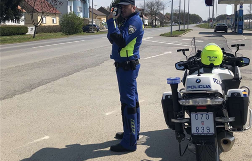 Teško ozlijeđen nakon slijetanja s kolnika