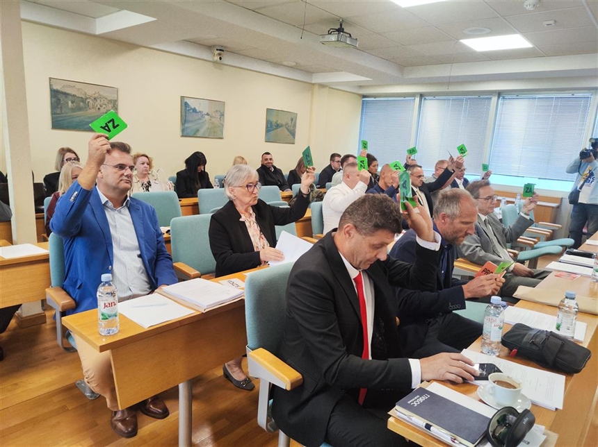 Grad Vukovar državi darovao Ekonomsku školu na Olajnici
