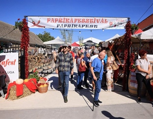 Otvoren 17. Paprika Fest – miris domaće paprike ponovno privukao Baranjce