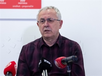 Stipić: Stanje računalne opreme u školama je alarmantno, nastavnici sami kupuju laptope