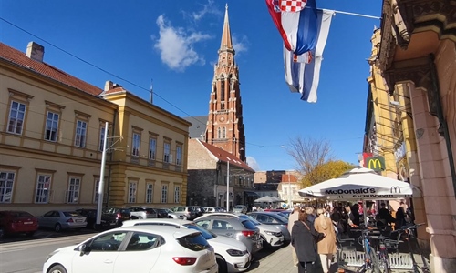 Osijek: 345 tisuća eura od parkiranja