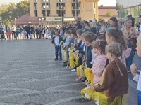 Dječji tjedan u Vukovaru: trg ispunili dječji osmijesi, pjesma i ples