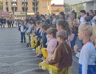 Dječji tjedan u Vukovaru: trg ispunili dječji osmijesi, pjesma i ples