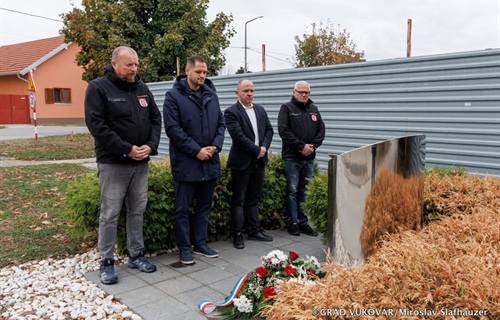 Grad Vukovar odao počast pukovniku Velimiru Đereku Sokolu, jednom od...