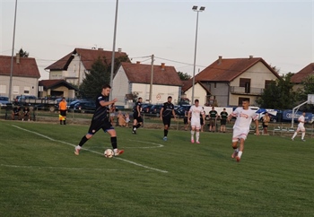 1. ŽNL Vukovarsko-srijemska: Slavonac (G) čuva vrh, u 10. kolu derbi Croatije i Borca (Bo)