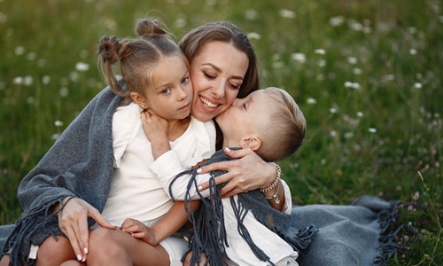 Više od 440 škola i vrtića obilježilo 10 godina projekta „Mama, budi...