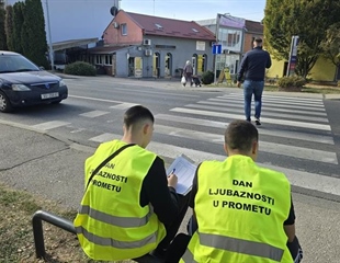Učenici na ulicama Vinkovaca i Vukovara pratili vozače: Poštuju li...
