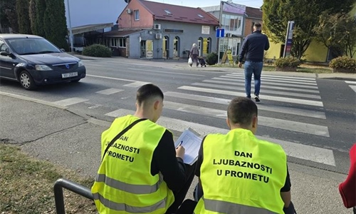 Učenici na ulicama Vinkovaca i Vukovara pratili vozače: Poštuju li...