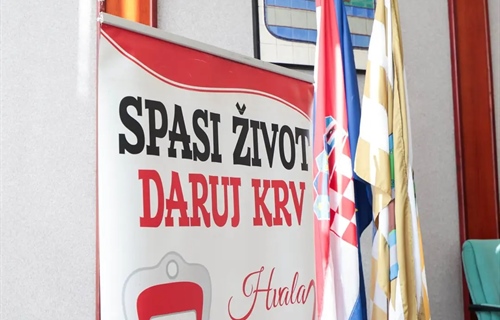Heroji humanosti:58 darivatelja krvi primilo priznanje za svoju nesebičnost