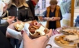 Vinkovci okupljeni oko tradicije: Slavonski specijaliteti i tamburaši ispunili središte grada
