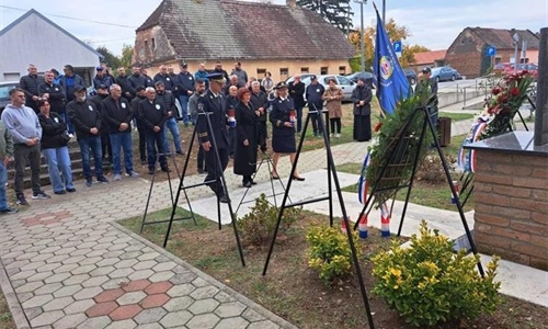 Rajevo Selo odalo počast braniteljima: Sjećanje na žrtvu i hrabrost...