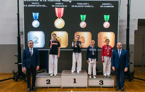 Tri zlata za Vukovar: Mladi karatisti Karate kluba Vukovar ’91 osvojili...